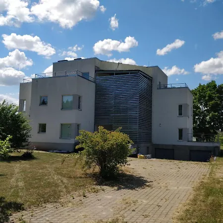 Laheveere Apartment