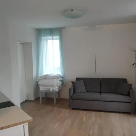 Laheveere * Värska